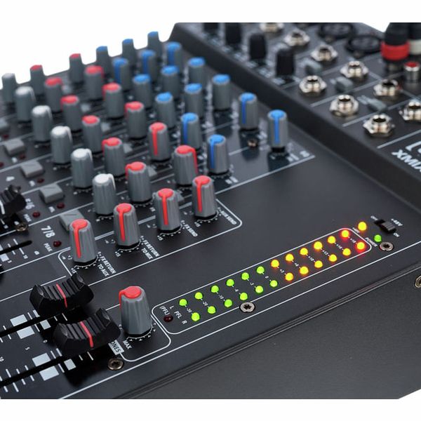 the t.mix xmix 802 USB Case Bundle