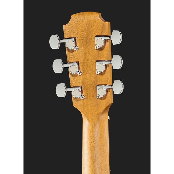 Sheeran by Lowden W04