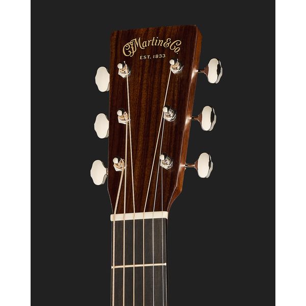 Martin Guitar D-16E-01