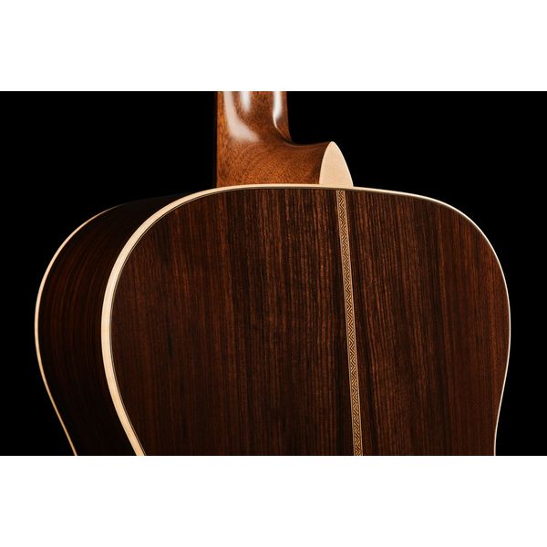 Martin Guitar 000-28 Modern Deluxe