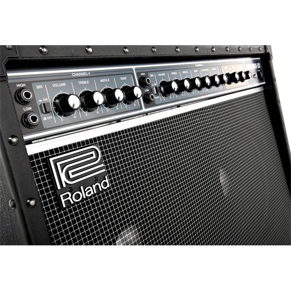 Roland JC-120
