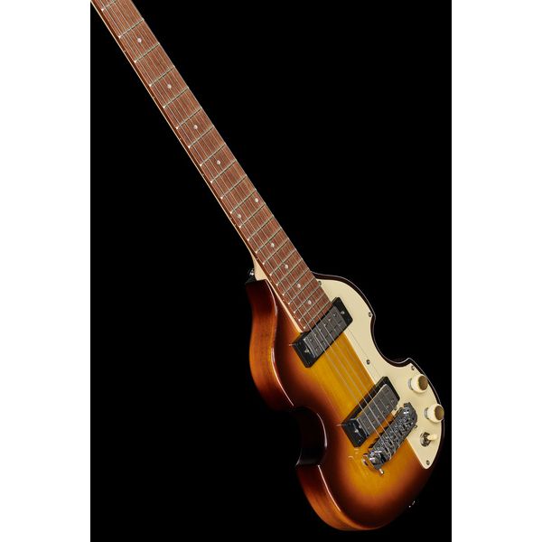 H&ouml;fner Shorty Violin Guitar