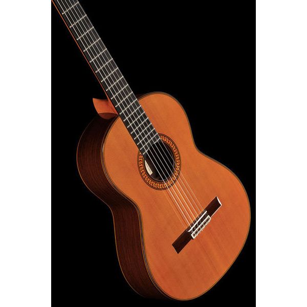 Ramirez Tradicional 1A w. case