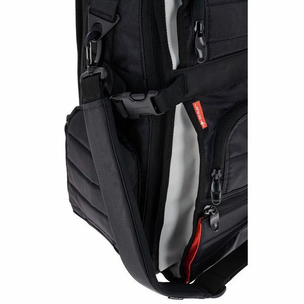 Mono Cases The Flyby