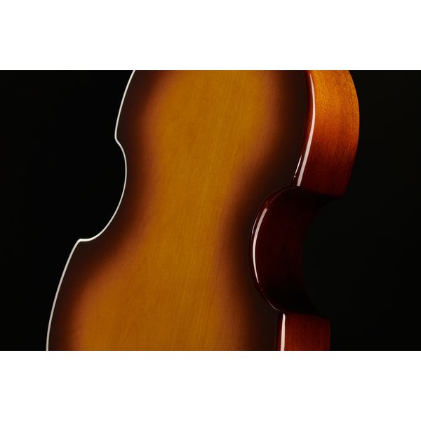 H&ouml;fner Shorty Violin Guitar