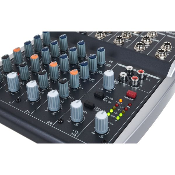 Behringer Xenyx 802S