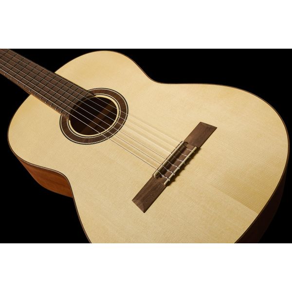 H&ouml;fner HML-BGF Limited