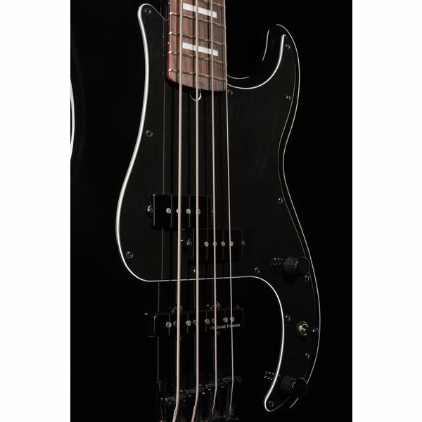 Fender Duff McKagan DLX P Bass RW BK