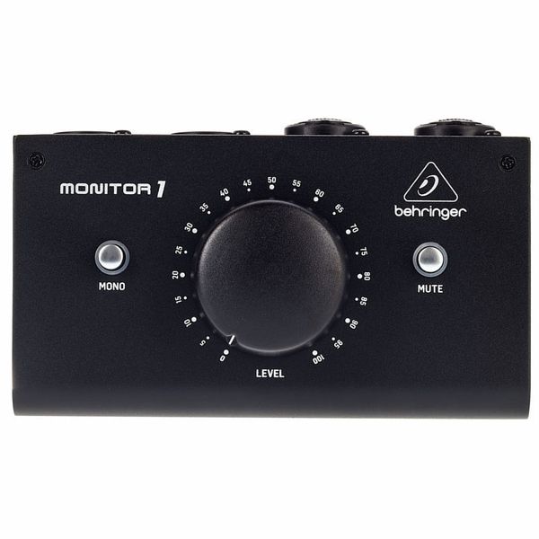 Behringer Monitor1