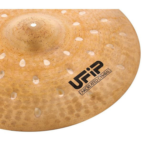 Ufip 19" Blast Extra Dry Crash