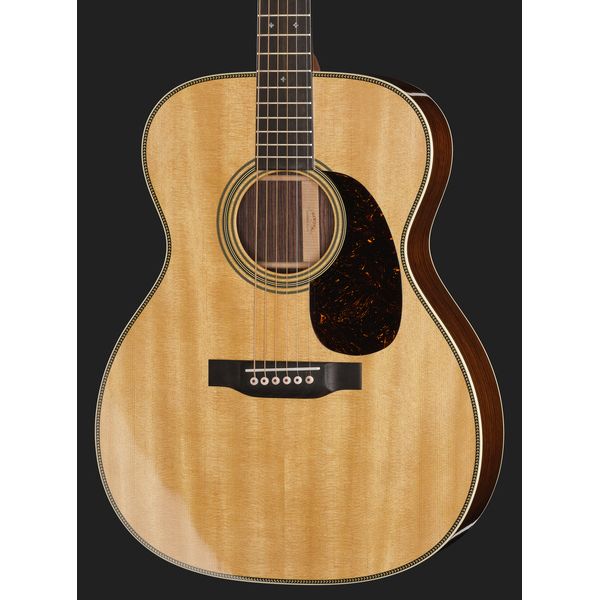 Martin Guitar 00028
