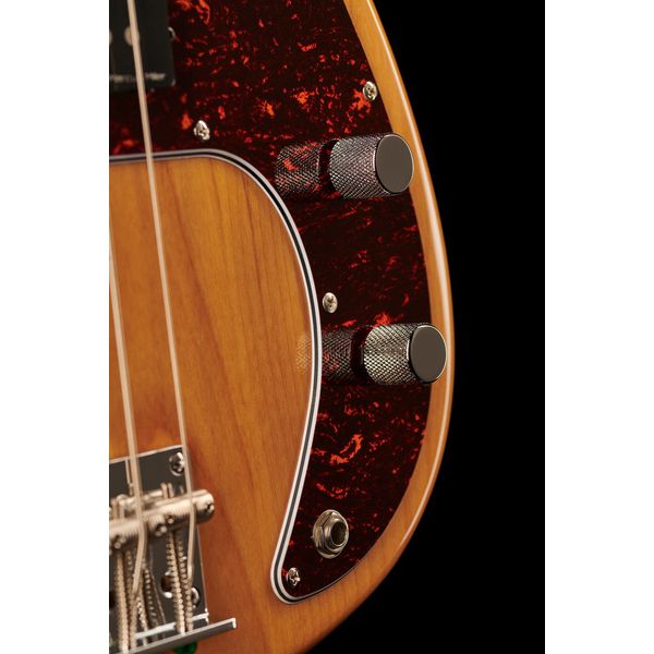 Marcus Miller P5R Alder-4 NT