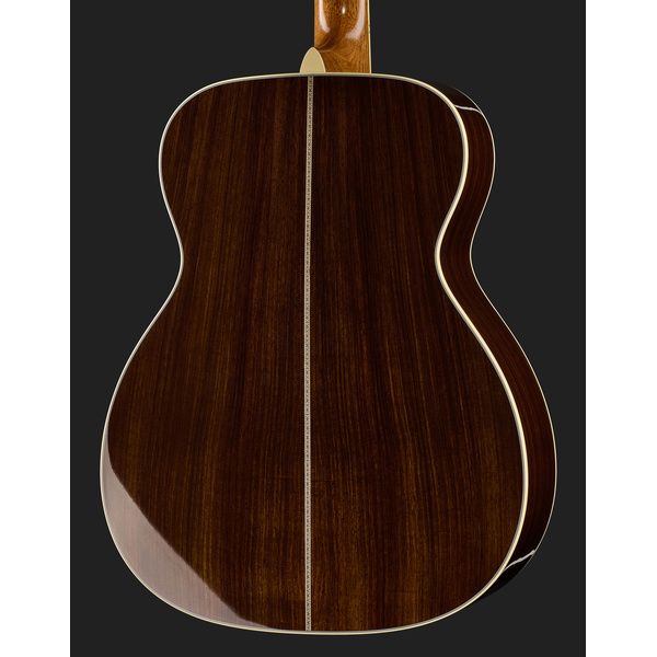 Martin Guitar J40