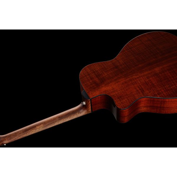 Guild OM-260CE Deluxe BW