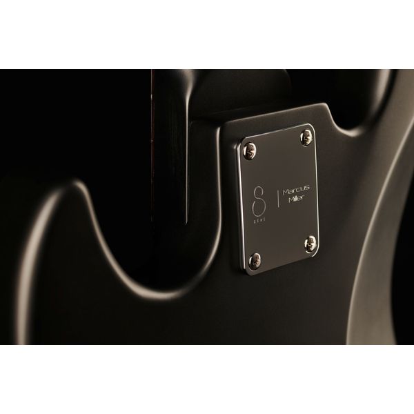 Marcus Miller V3P-5 BKS