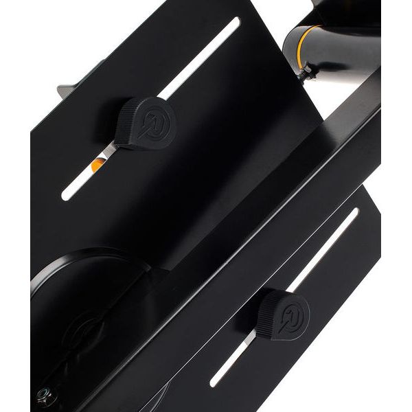 Roadworx Wallmount 2