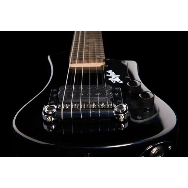 H&ouml;fner Shorty BK