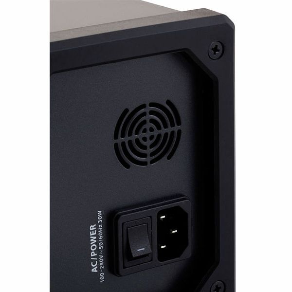 Behringer X Air XR18 Flyht Case Bundle