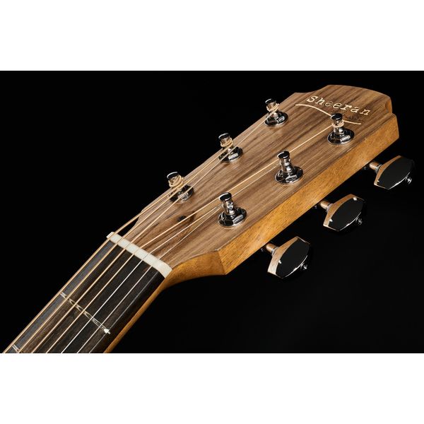 Sheeran by Lowden W04