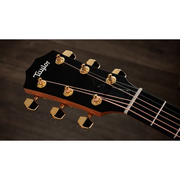 Taylor 214ce-K DLX