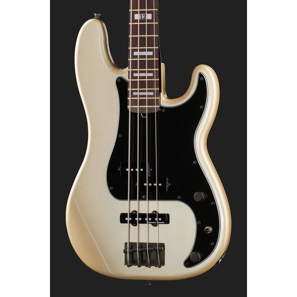 Fender Duff McKagan DLX P Bass RW WPL