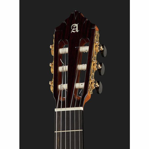 Alhambra 10 Premier w/Case