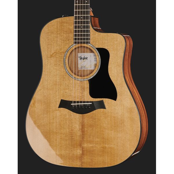 Taylor 210ce Plus