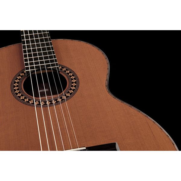 Amalio Burguet Vanessa Cedar