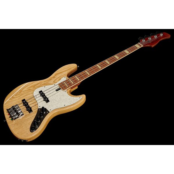 Marcus Miller V8-4 NT