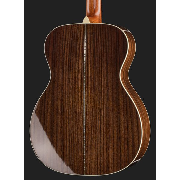 Martin Guitar 00028 Sunburst