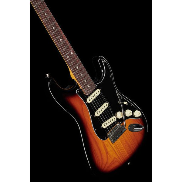 Fender AM Ultra Luxe Strat RW 2CS