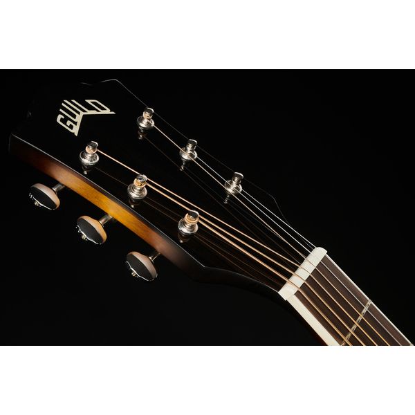 Guild F-250CE Deluxe ATB