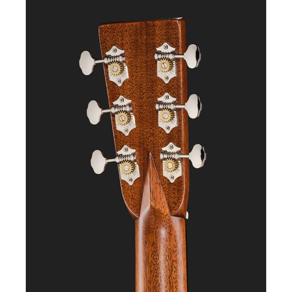 Martin Guitar 00028