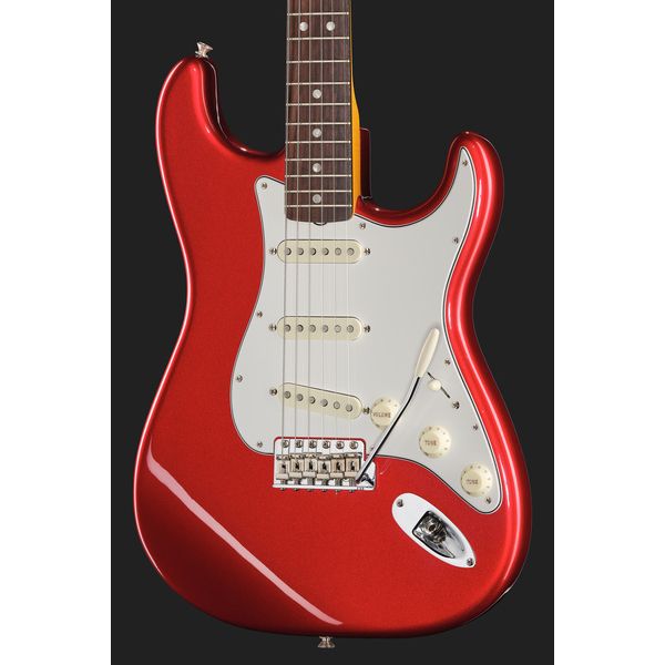 Fender AV II 65 Strat RW CAR