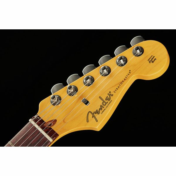 Fender AM Pro II Strat HSS MBL