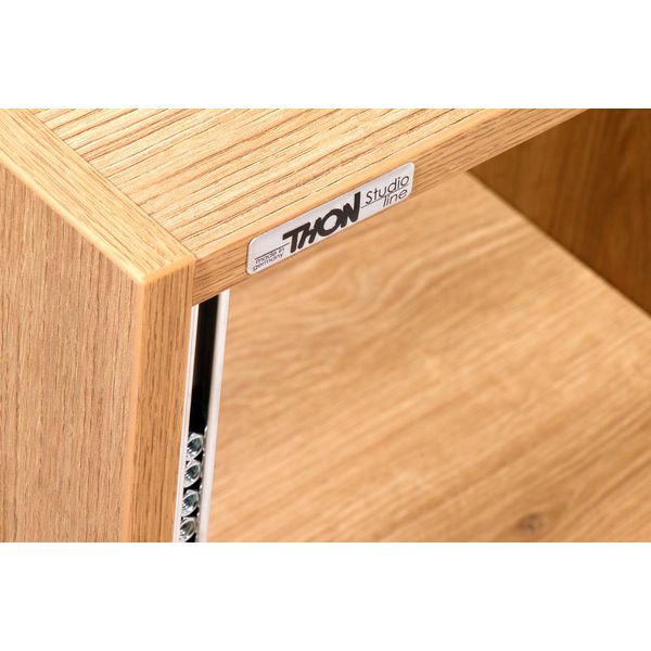 Thon Studio Rack 18U 50 oak
