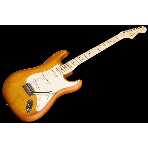 Fender Exclusive Am Strat MN STN HNYB