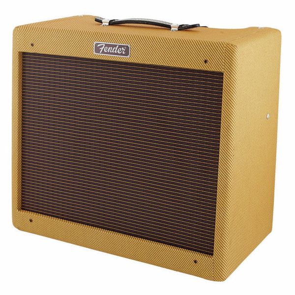 Fender Blues Junior Lacquered Bundle