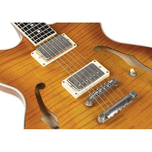 H&ouml;fner Verythin Relic Violin Varnish