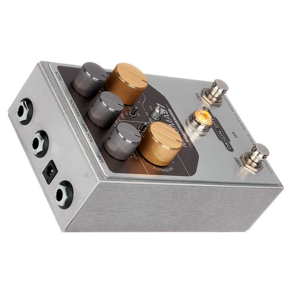 Origin Effects Magma 57 Vibrato & Drive