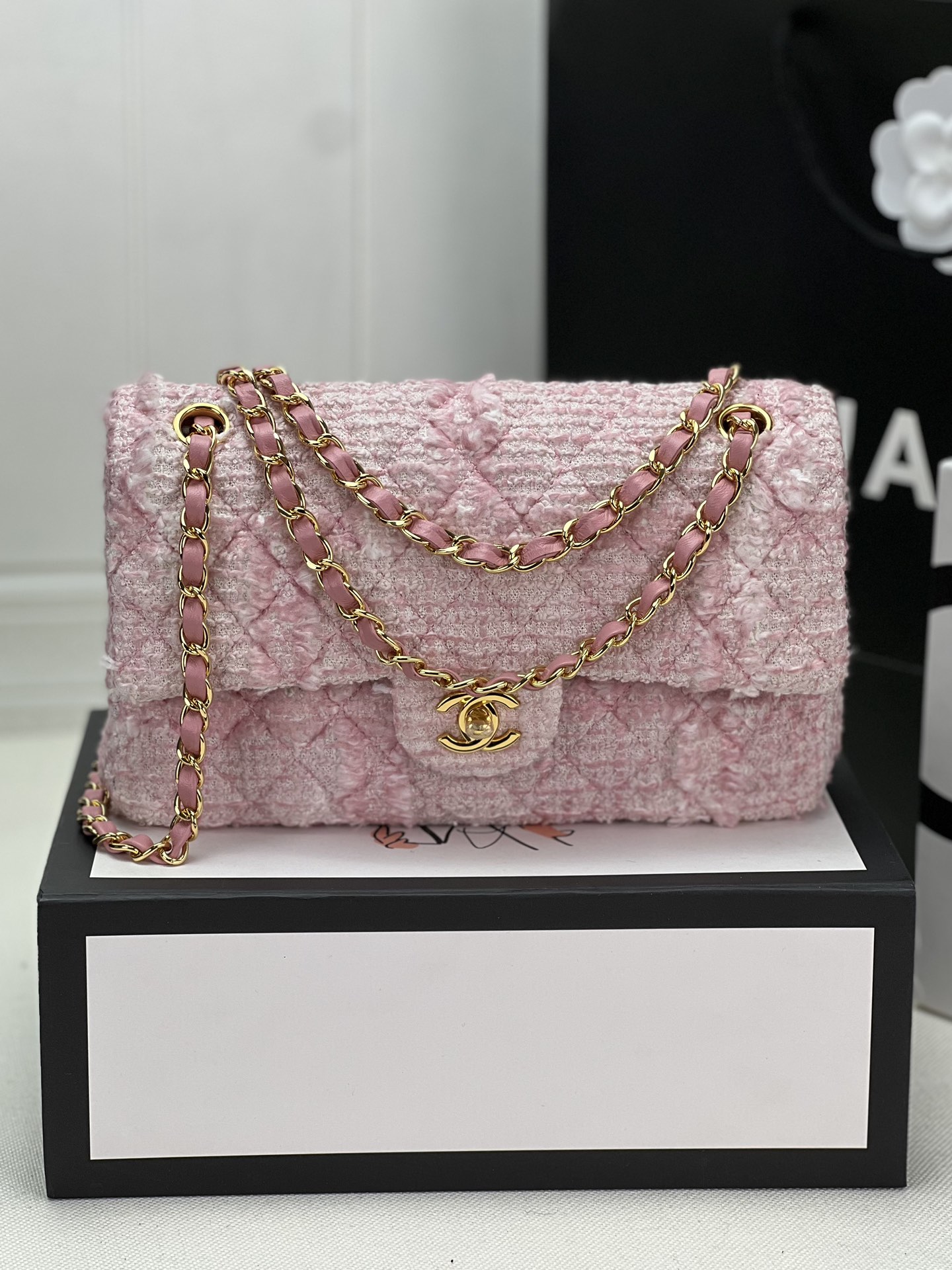 CLASSIC FLAP BAG