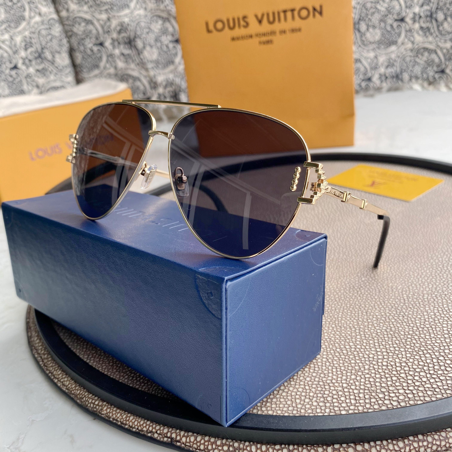 SATURNINO EYEWEAR