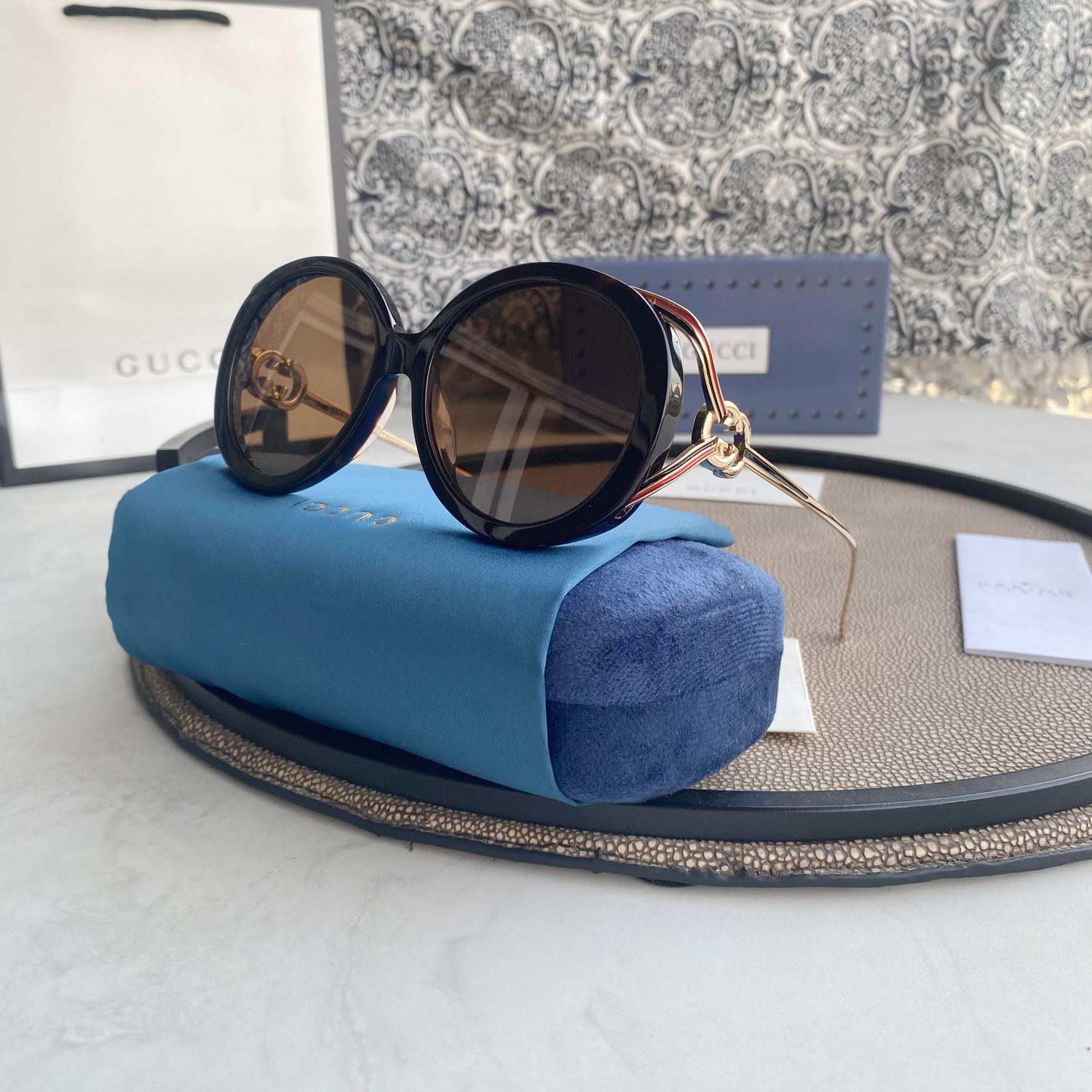 ROUND-FRAME INTERLOCKING G SUNGLASSES