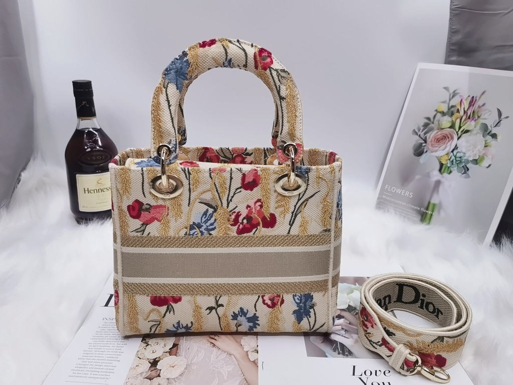Lady Dior