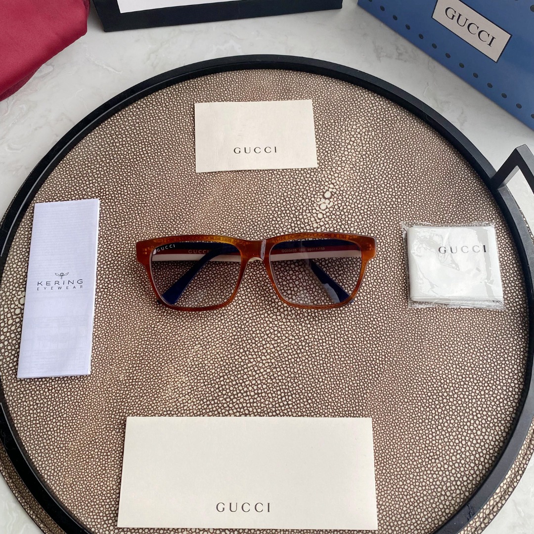 Gucci classic sunglasses