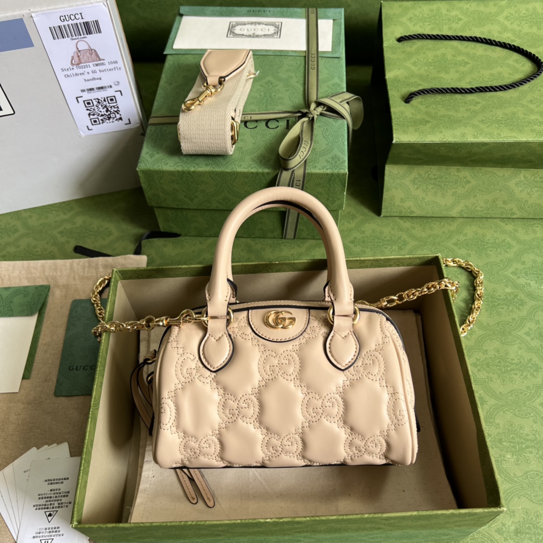 GG Matelassé leather mini bag
