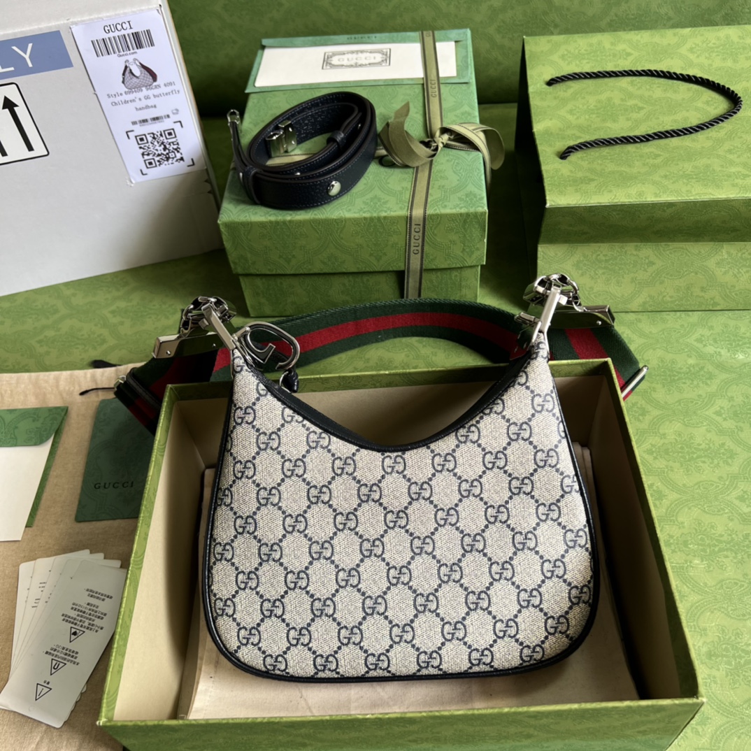 Gucci Attache small shoulder bag