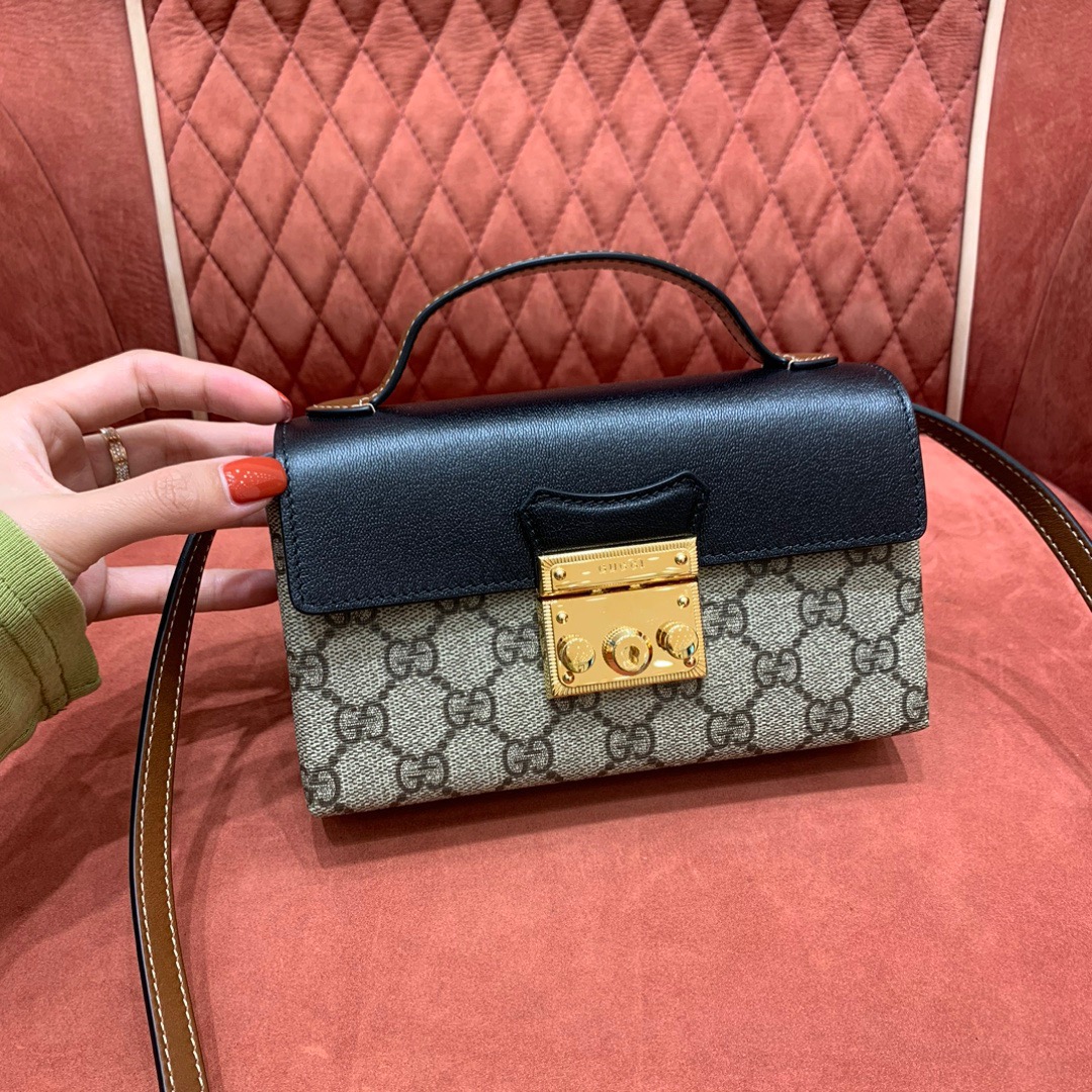 Gucc1 padlock bag