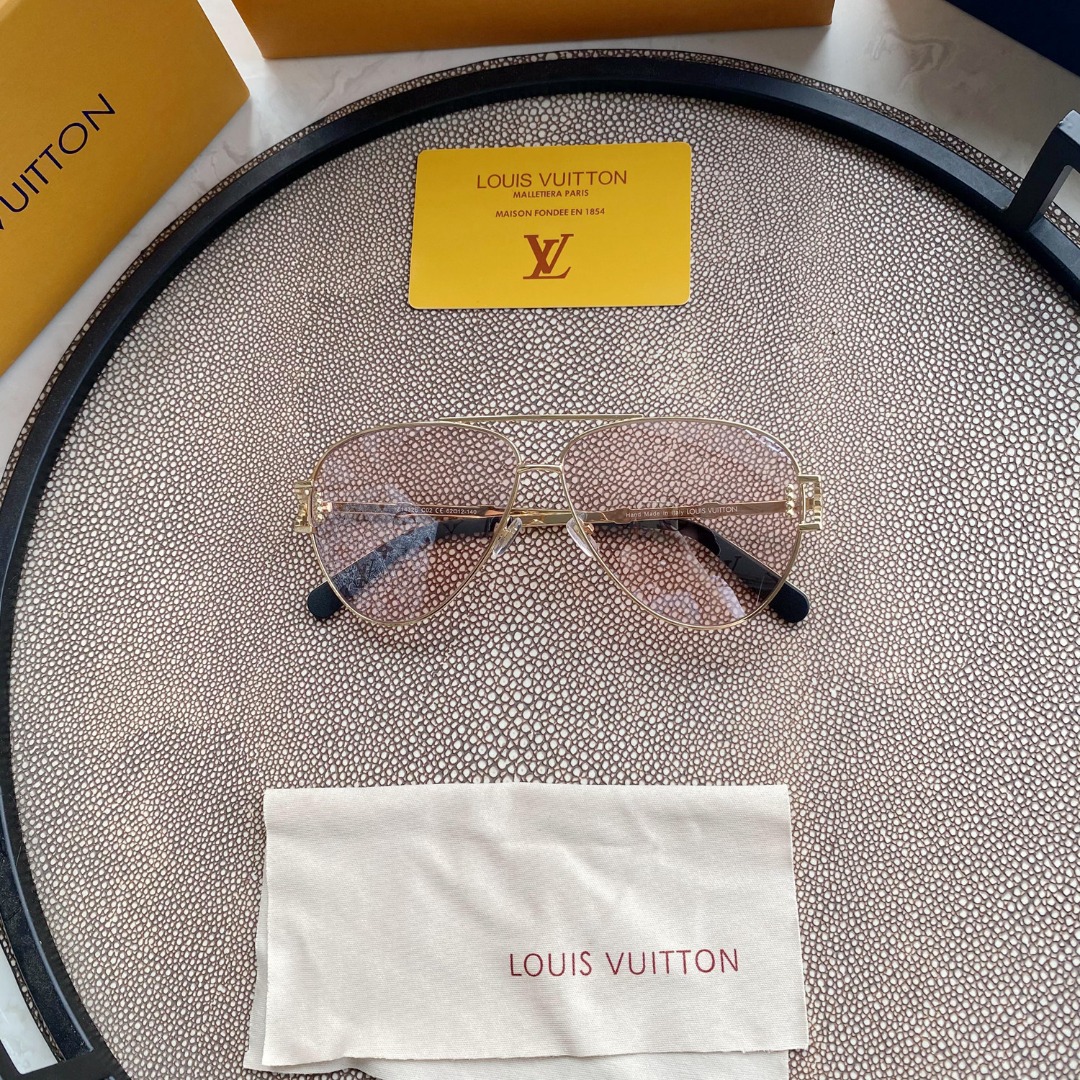 SATURNINO EYEWEAR