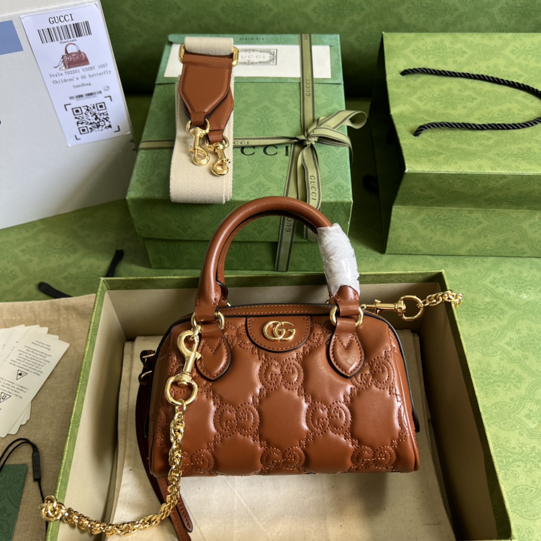 GG Matelassé leather mini bag